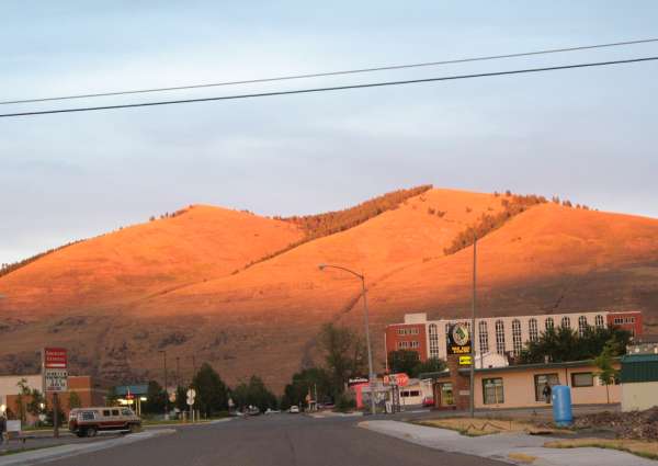Setting Sun on Missoula's Eastern Flank